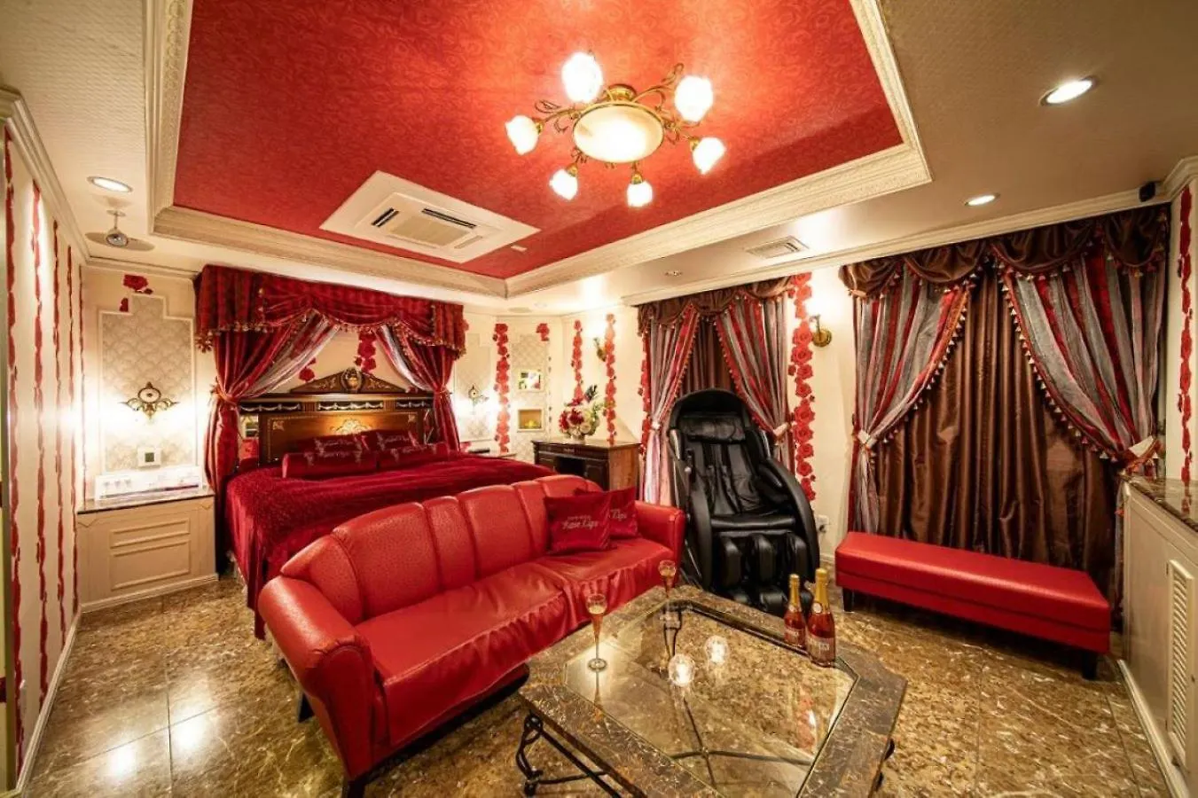 Hotel Rose Lips Shinsaibashi ローズリップス心斎橋 à Ōsaka